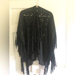NWOT ~ Raj lightweight shawl/poncho wrap